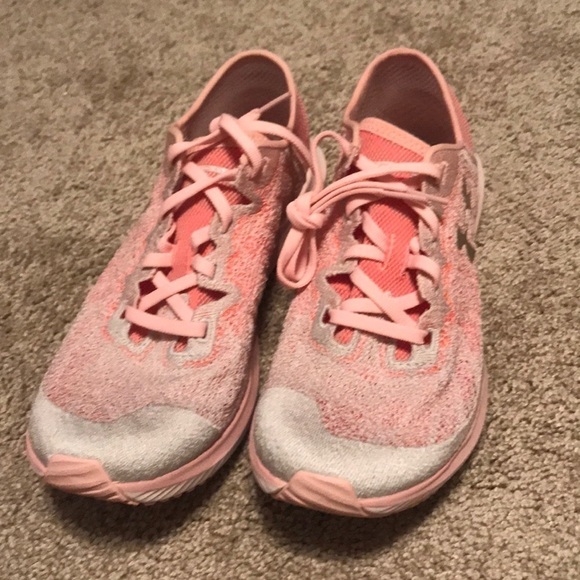 NWOT Under Armour Threadborne Shoes - Picture 2 of 5